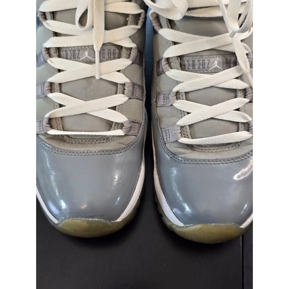 Size 9 - Air Jordan 11 Retro 2010‎ Cool Grey